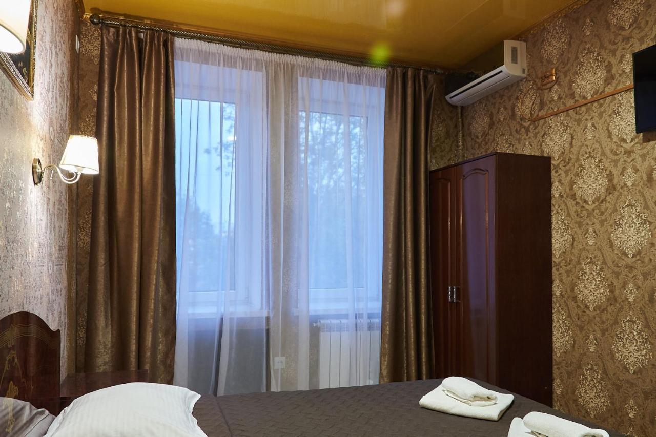 Hotel Royal Полтава Екстериор снимка