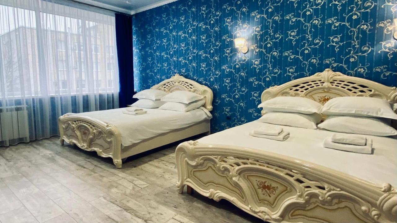 Hotel Royal Полтава Екстериор снимка