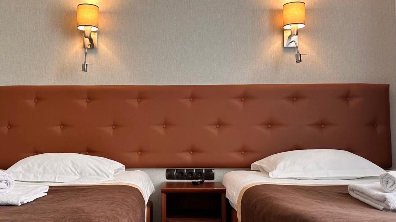 Hotel Royal Полтава Екстериор снимка