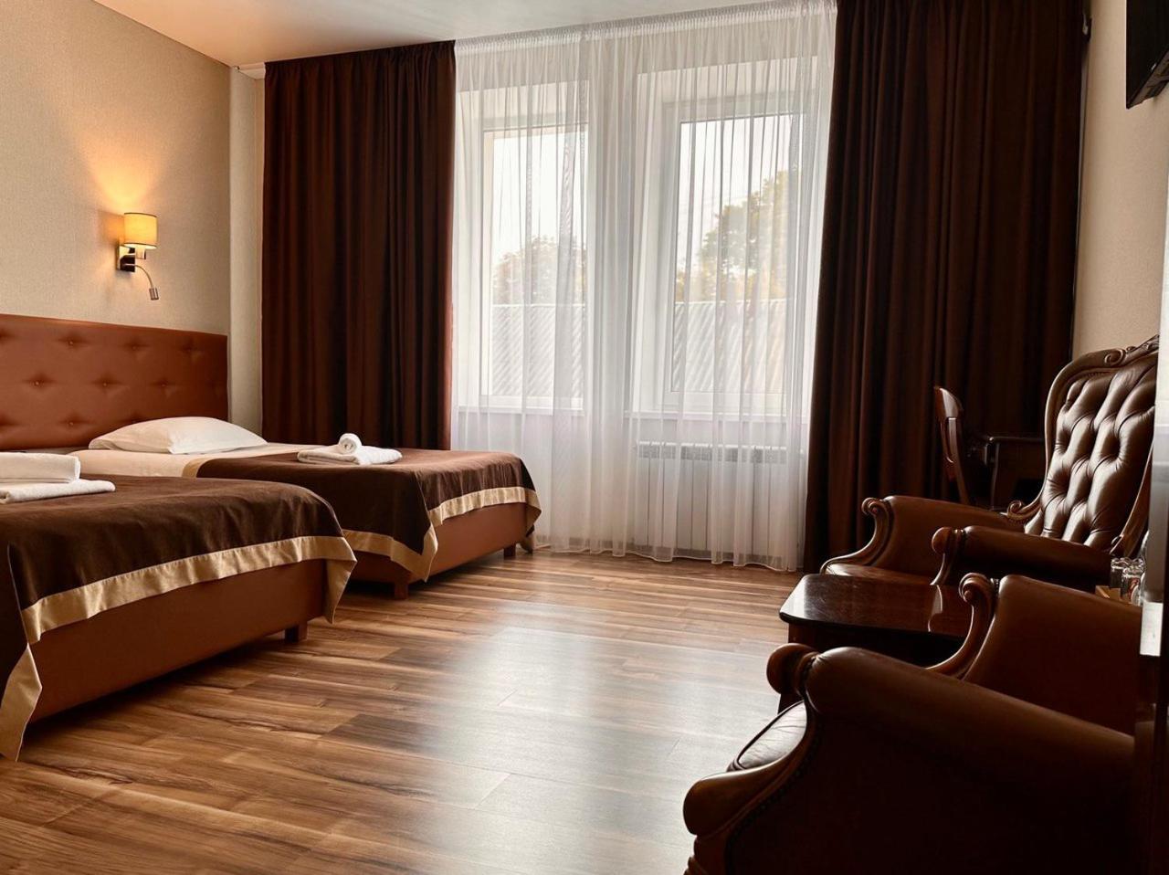 Hotel Royal Полтава Екстериор снимка