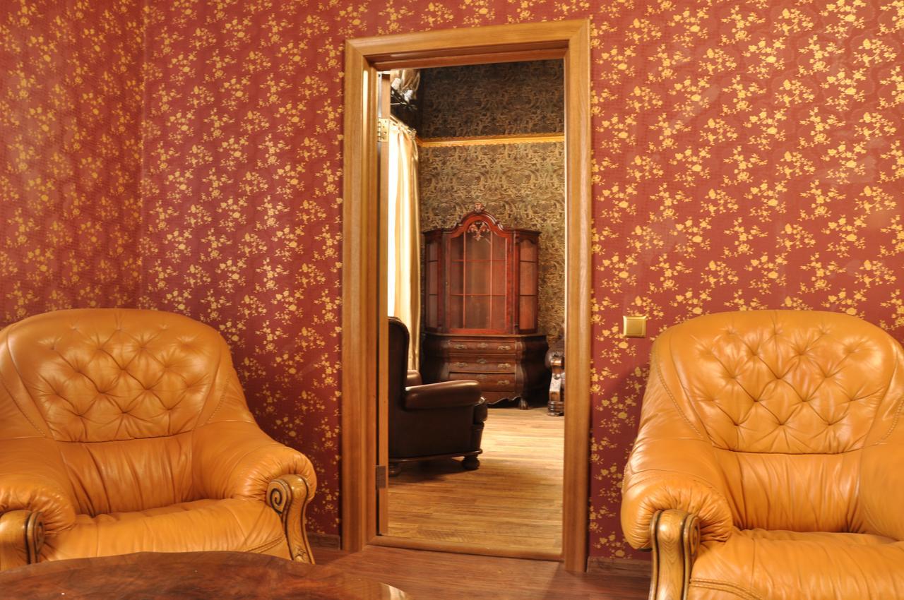 Hotel Royal Полтава Екстериор снимка